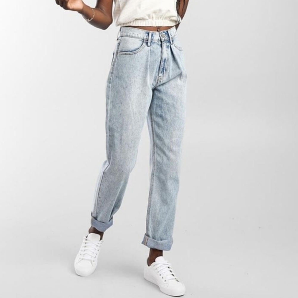 Gilded Intent Women's 90s Baggy Jeans From‎ The Buckle High Rise Denim